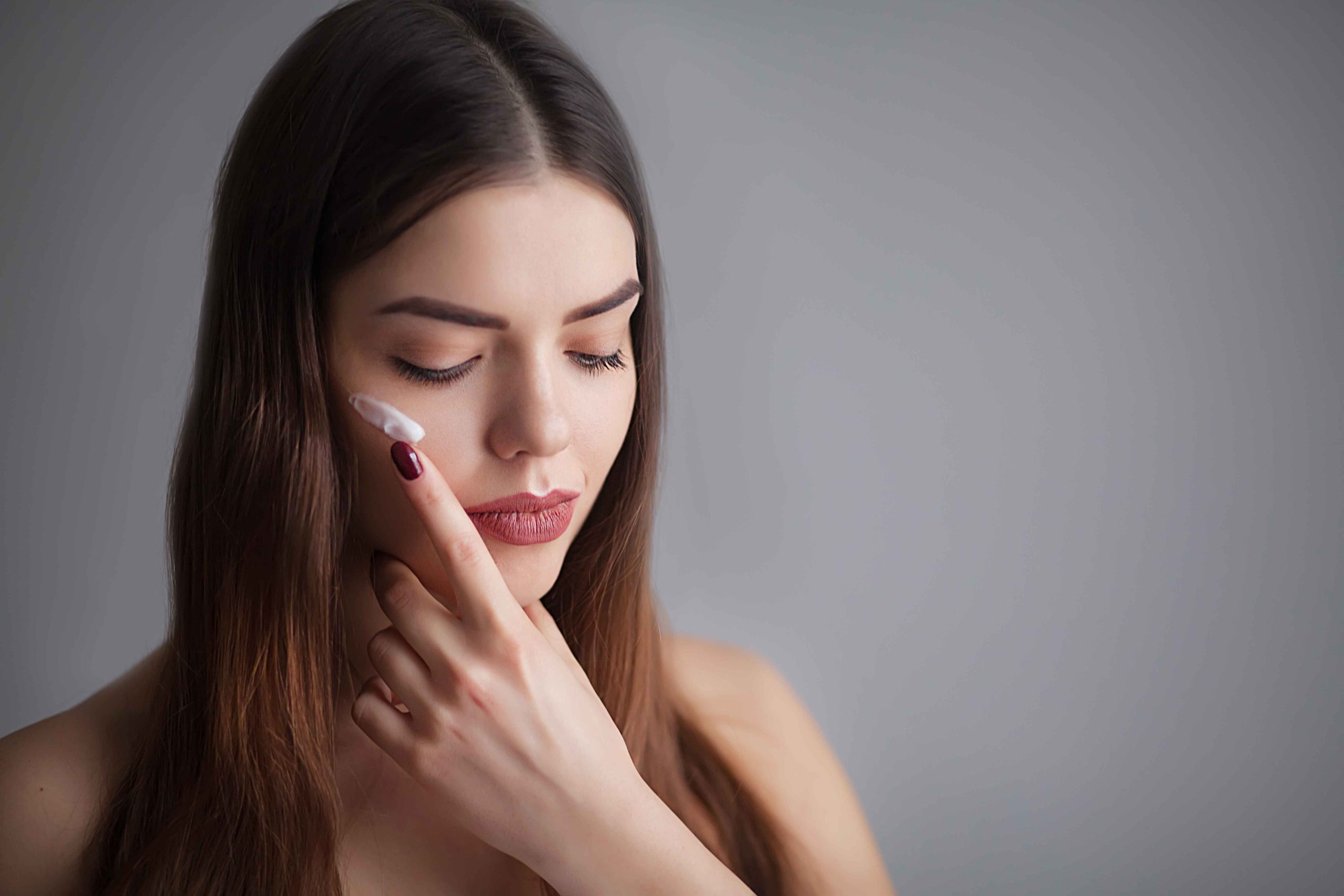 Tretinoin Gel in the UK Benefits, Uses, and Where to Buy